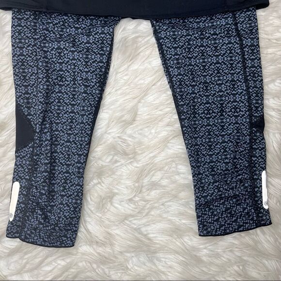 Athleta Dream Acceleration 2 in 1 Leggings Skirt - Picture 6 of 12